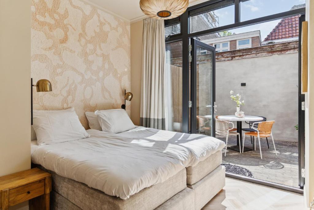 STONEBRIDGE boutique apartments - City centre photo 2