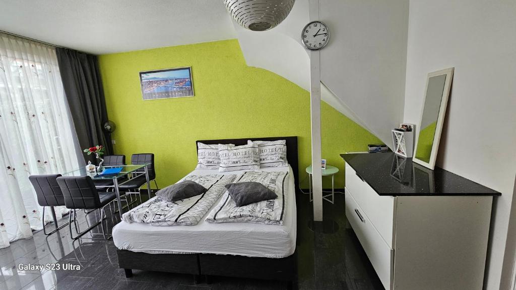 Sewdien’s Apartment Maashaven photo 2