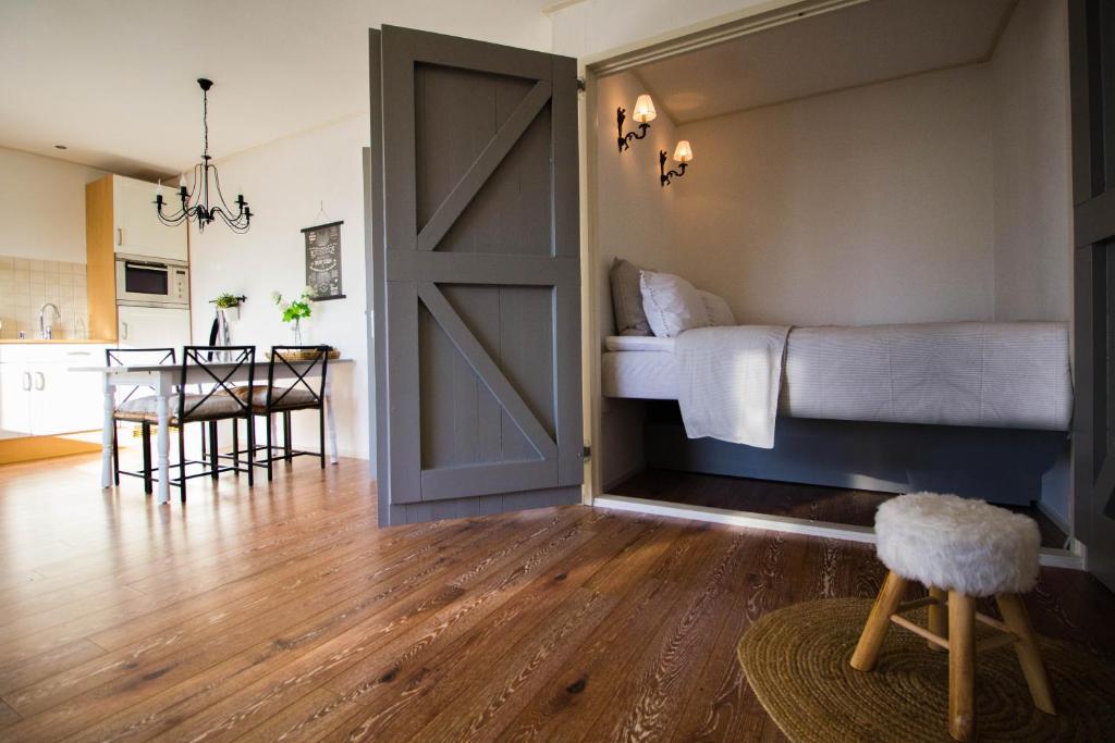 T'hûs bed & breakfast — photo 1