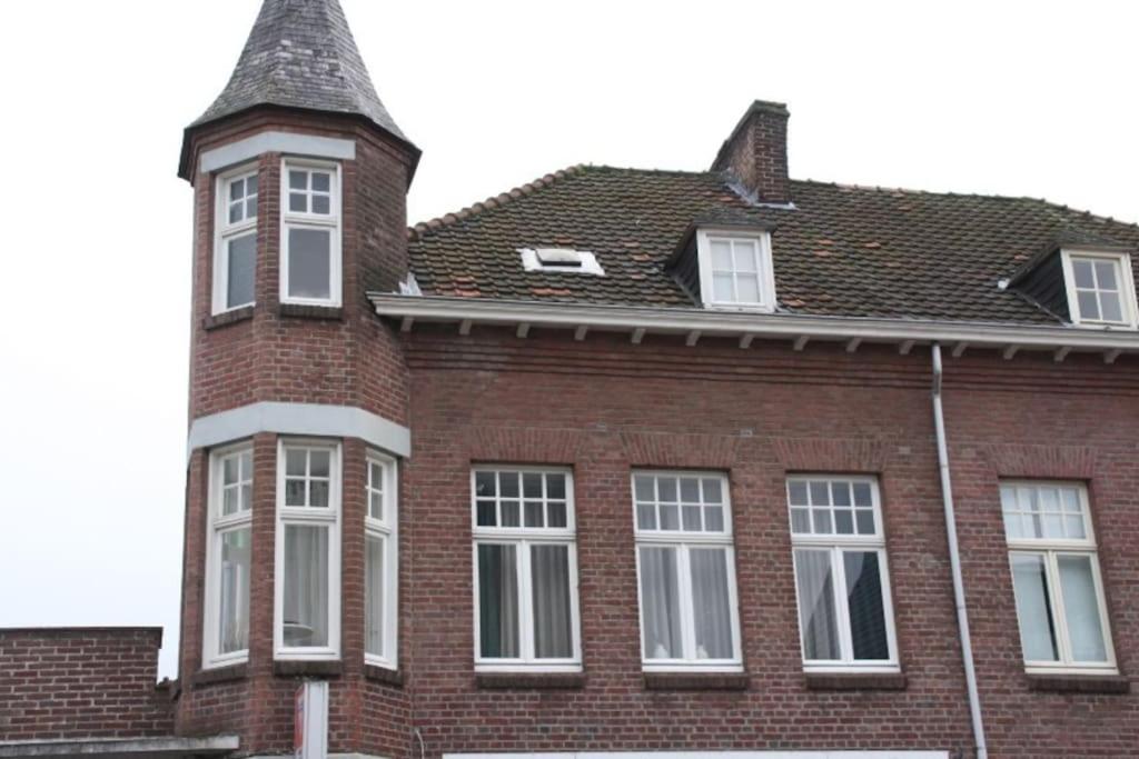 Spacious Tower Appartement Centre Sittard — photo 1