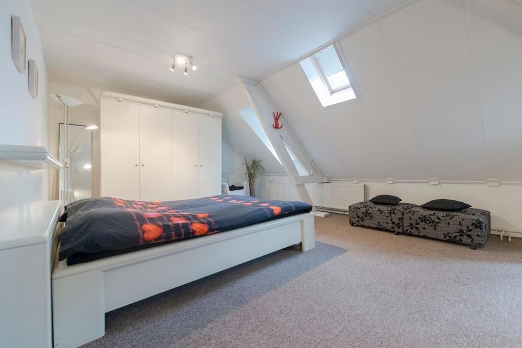 Spacious Tower Appartement Centre Sittard photo 2