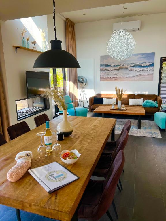Strand- Chalet First Line - Nordsee -Zealand - Noordzee Holland photo 3