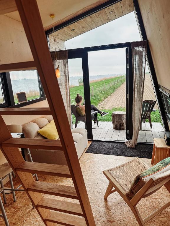 Slapen op de Dijk - Tiny House photo 2