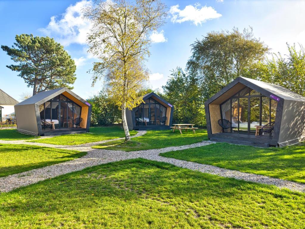 Tenthuisje in het groen — photo 1