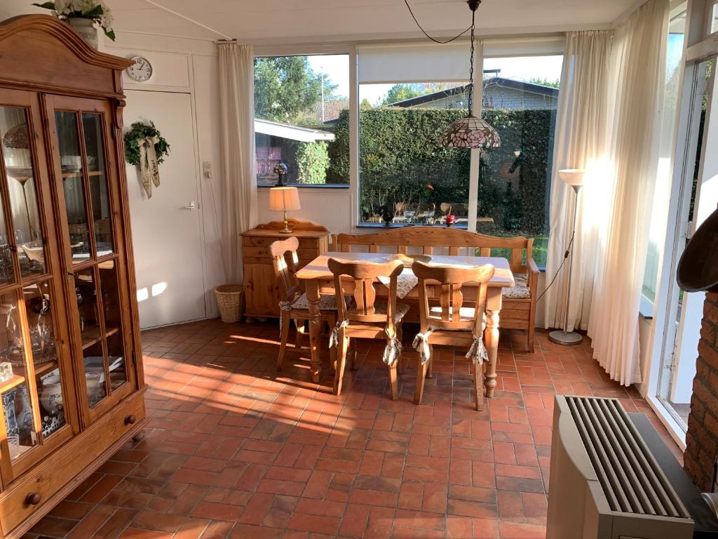 Rustig gelegen vakantiebungalow photo 2