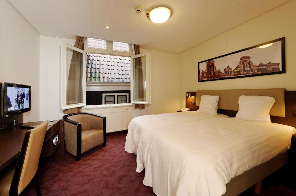 Best Western Dam Square Inn photo 2