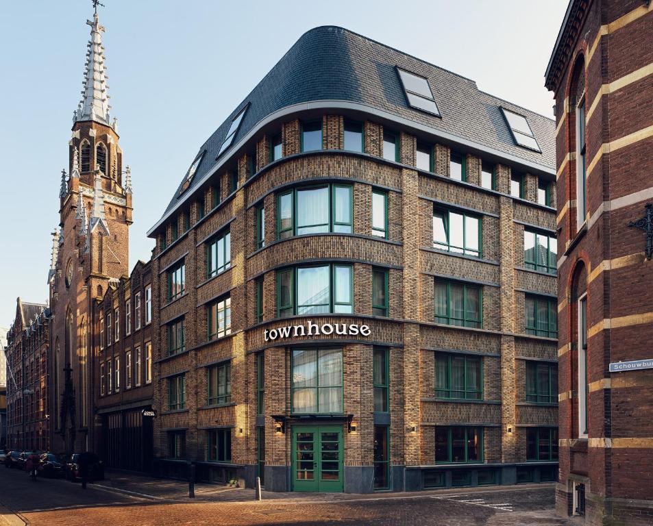 Townhouse Den Haag — photo 1
