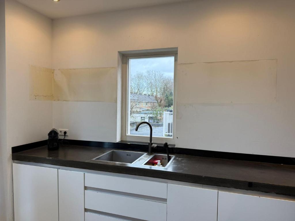 Stylish 1-Bedroom Apartment in Eindhoven photo 3