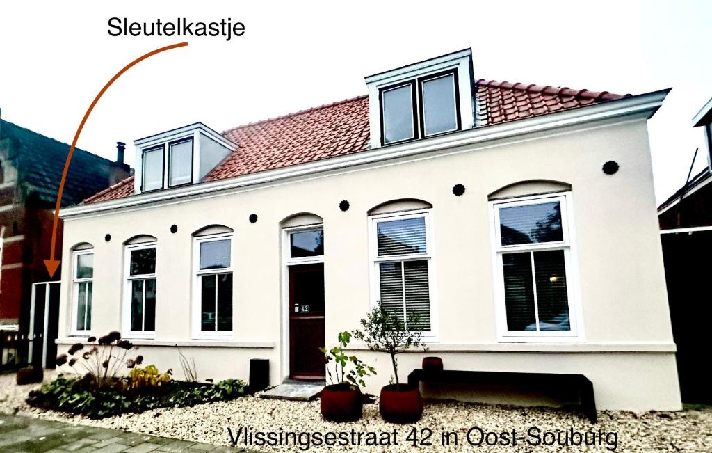 Sfeervol vakantiehuisje 5 km van het strand — photo 1