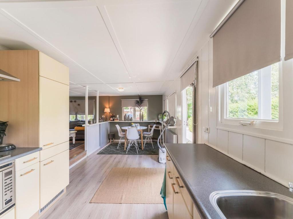 Chalet in Reutum by Almelo Nordhorn Canal photo 3
