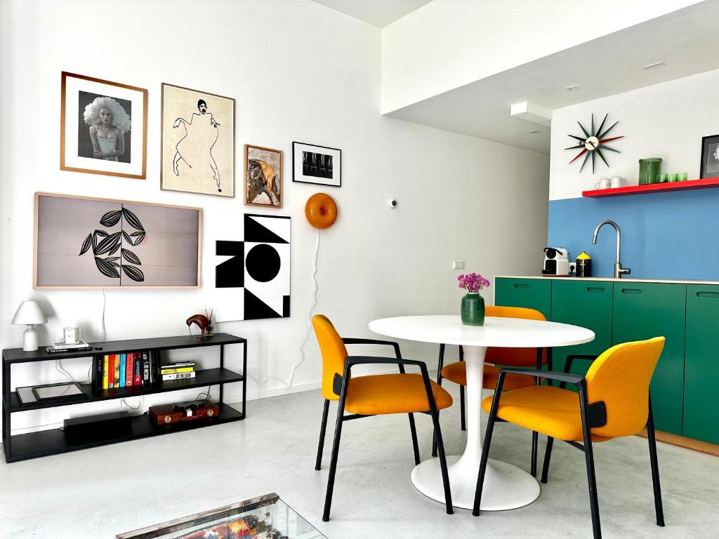 Studio in creative district — photo 1