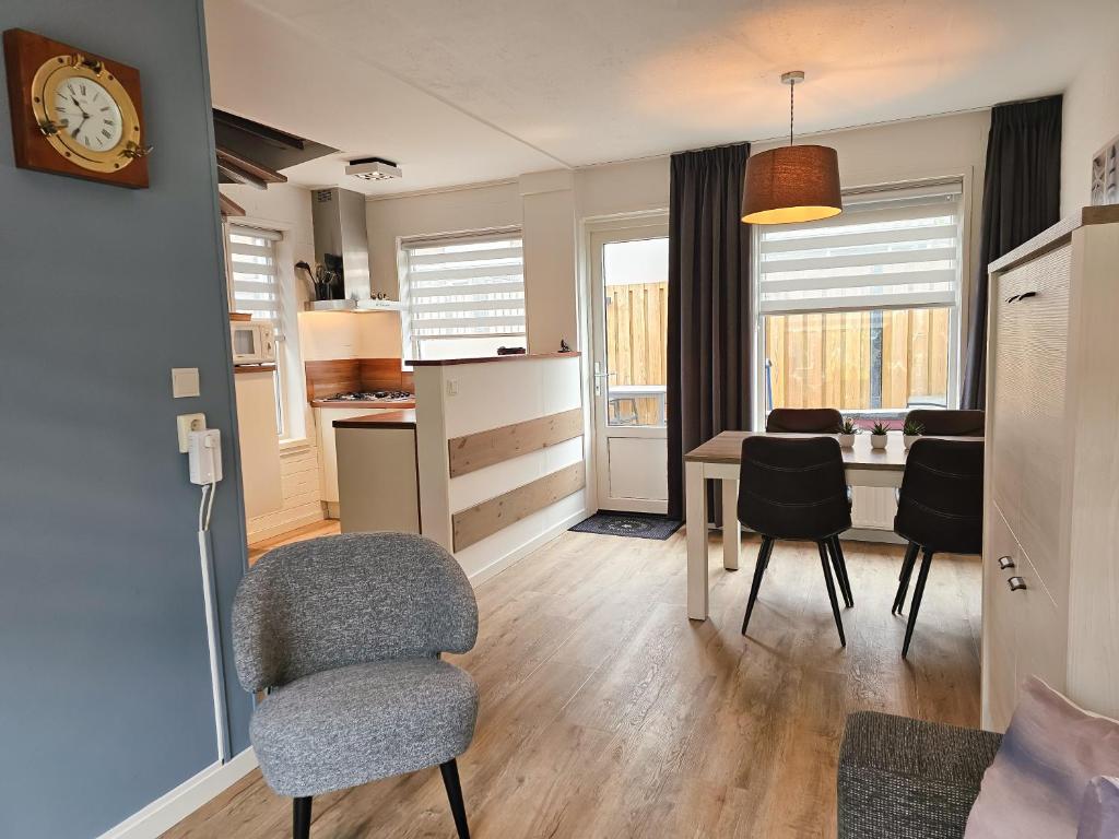 Sfeervolle vakantiewoning Domburg DO15 photo 2