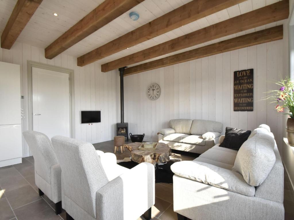 Holiday Home in Holland near Beaches photo 2