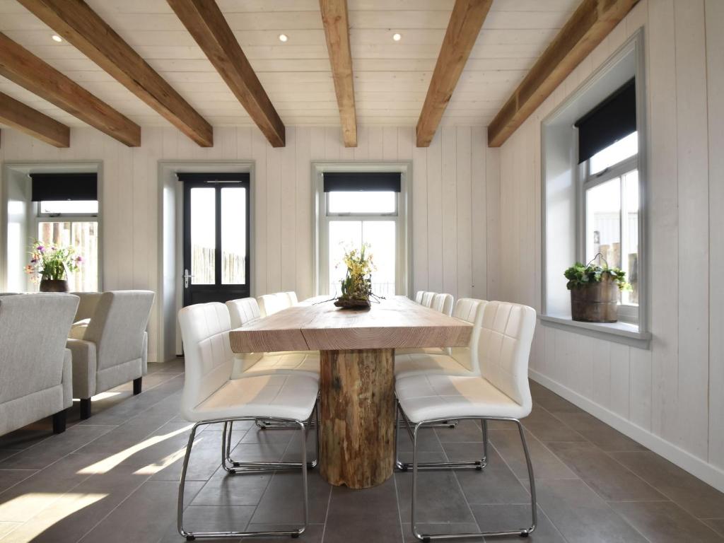 Holiday Home in Holland near Beaches photo 3