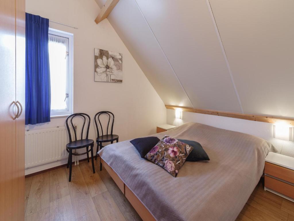 Holiday Home in Peaceful Dutch Park with Terrace photo 2