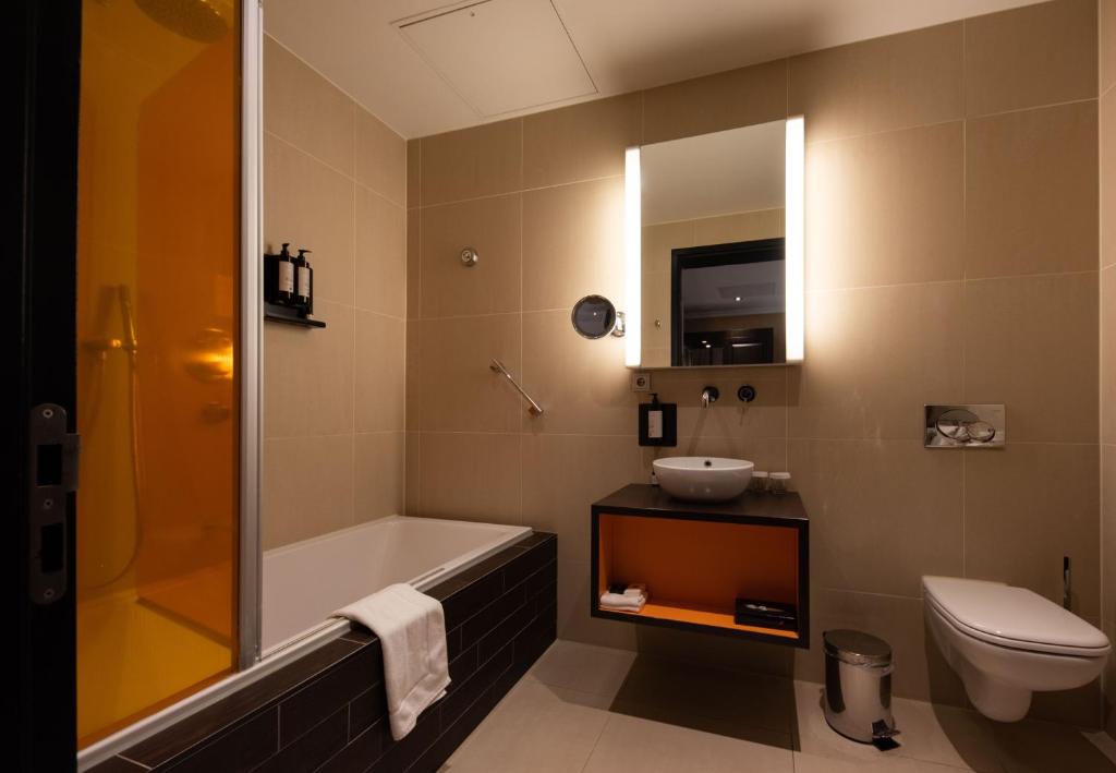 Hotel & Spa Savarin - Rijswijk photo 3