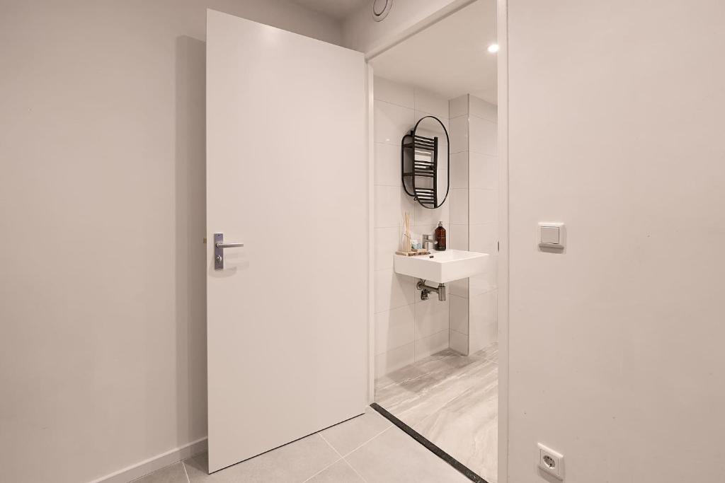 Stratum's Theo's Loft - By T&S photo 2