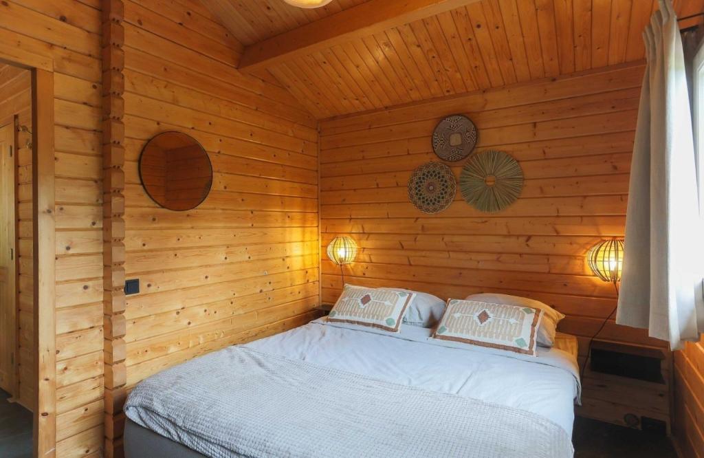 Zweeds Huisje op Camping de Kleine Wereld photo 2