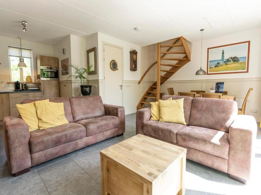 Holiday Home in De Koog near Beach photo 2