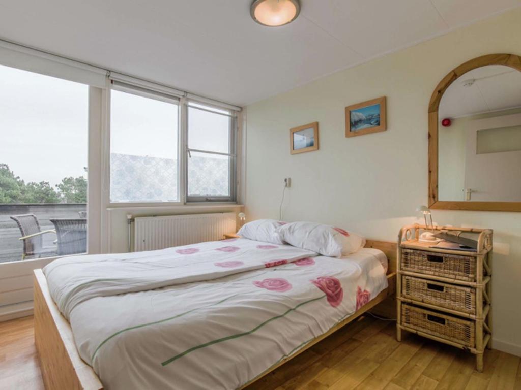Apartment in North Holland — photo 1
