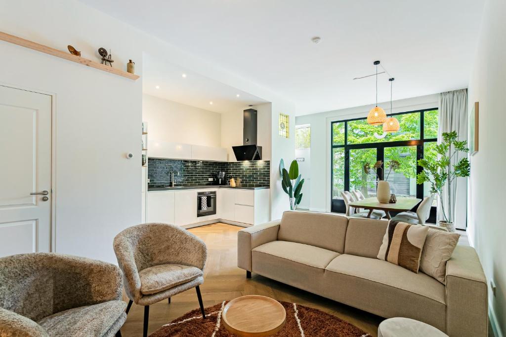 Stylish apartment next to the Amstel River - Unit C — photo 1