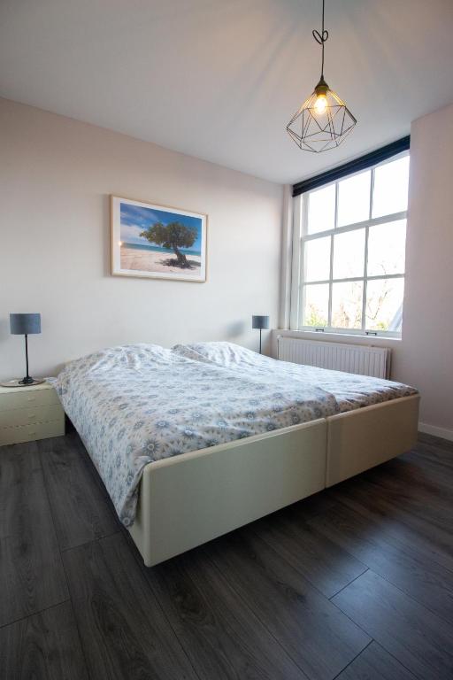 The Carriage House - Historic 3-Bedroom Apartment in Vianen near Utrecht - Huize de Lekpoort photo 2