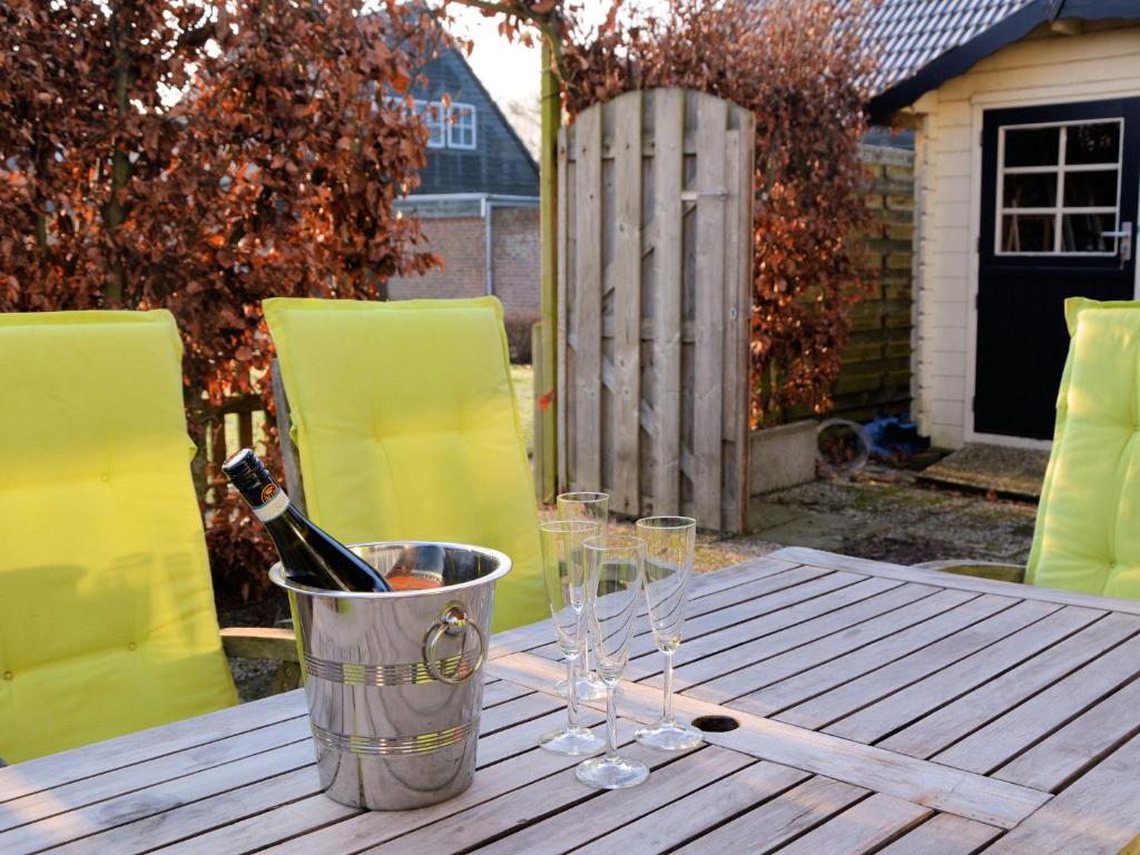 Holiday Home Noordwijk near the Beach photo 2