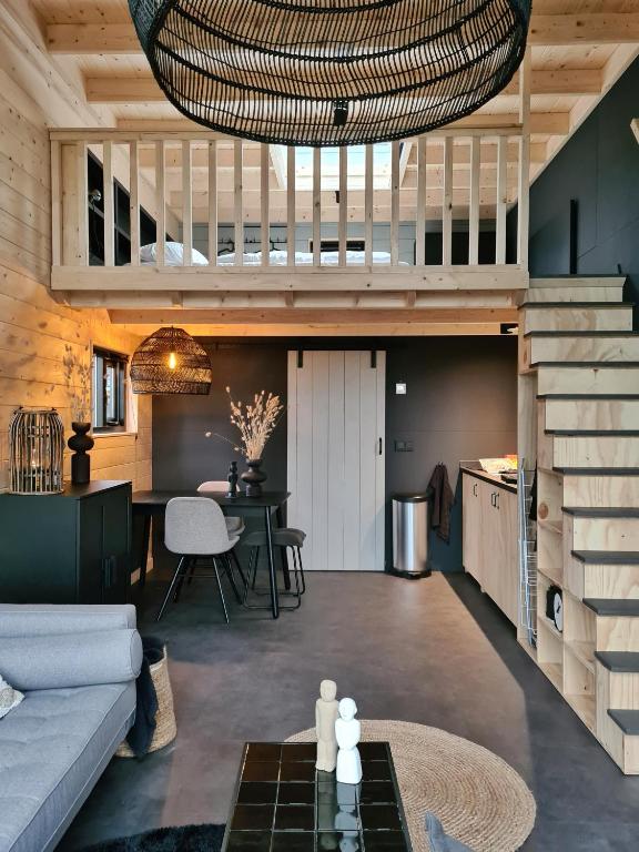 Nieuw! Sfeervol Tiny House in de natuur en aan het water — photo 1