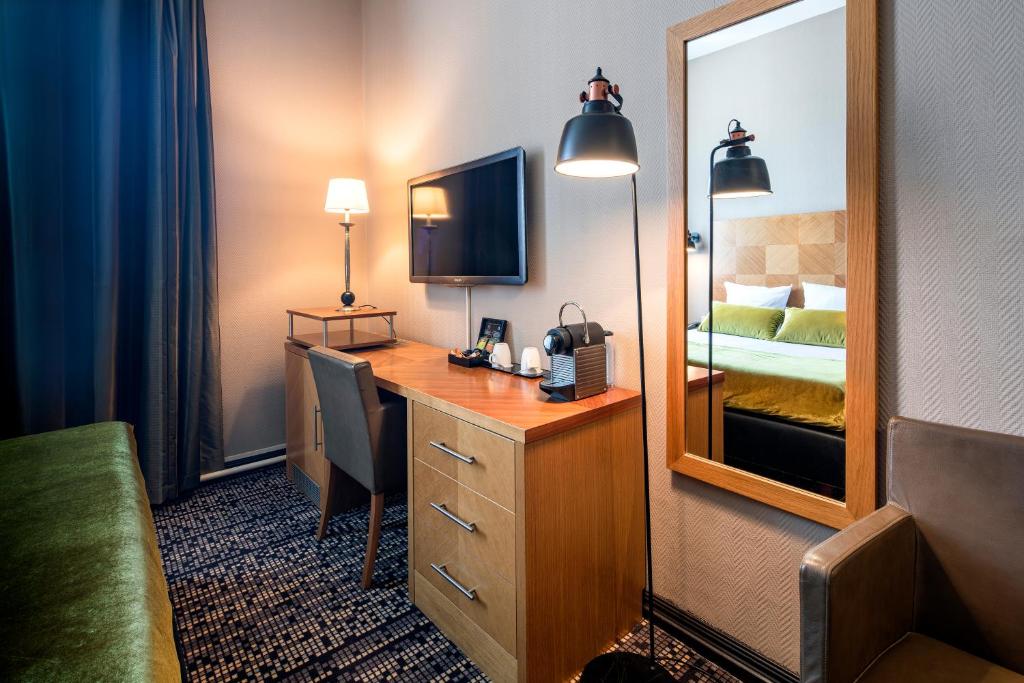 The Alfred Hotel photo 3