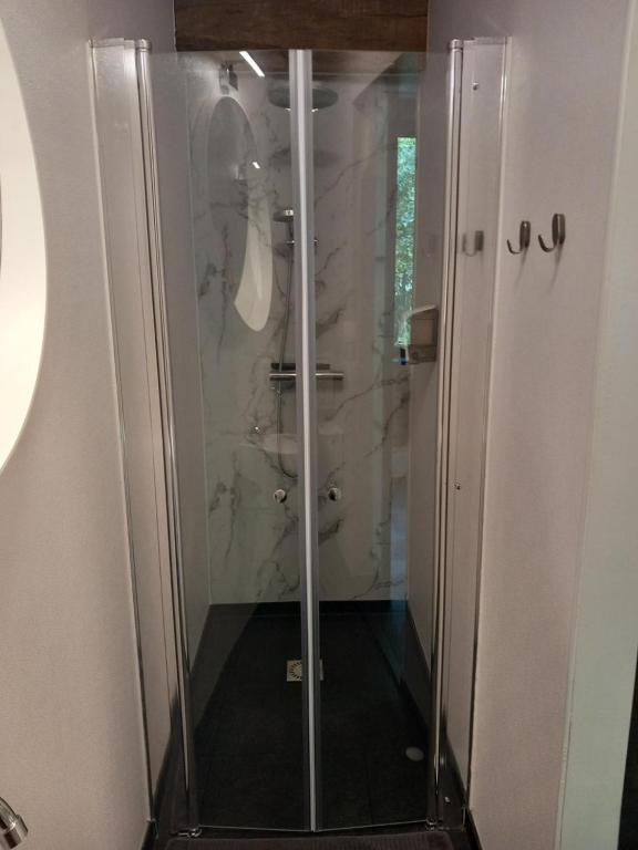 Ruim appartement voor 14 personen photo 3