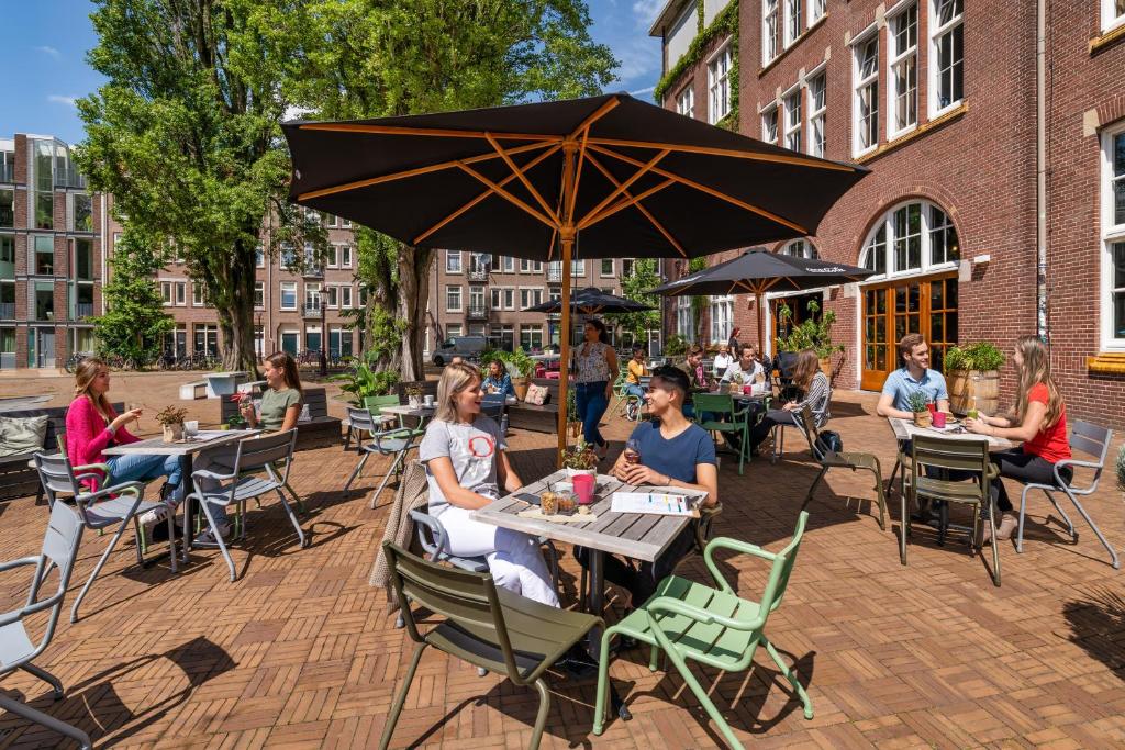 Stayokay Hostel Amsterdam Oost photo 3