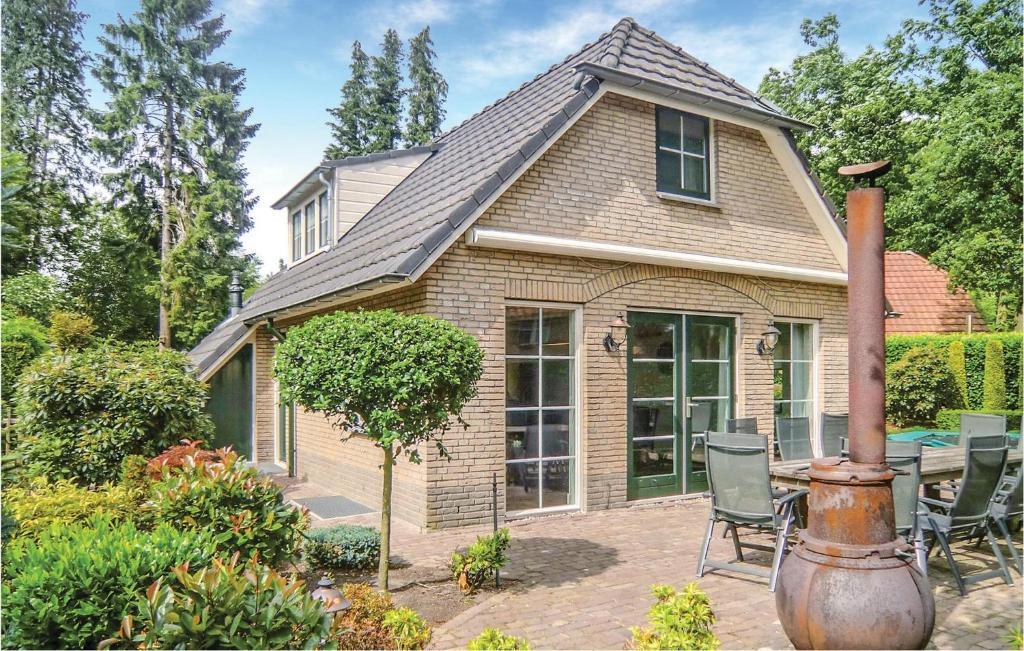 6 Bedroom Lovely Home In Lunteren — photo 1