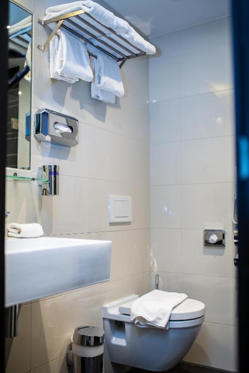 Royal Amsterdam Hotel photo 3