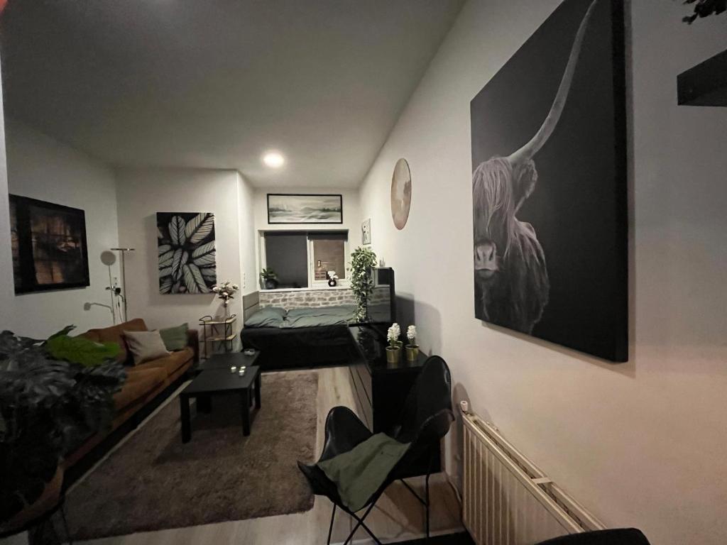 Studio E photo 2