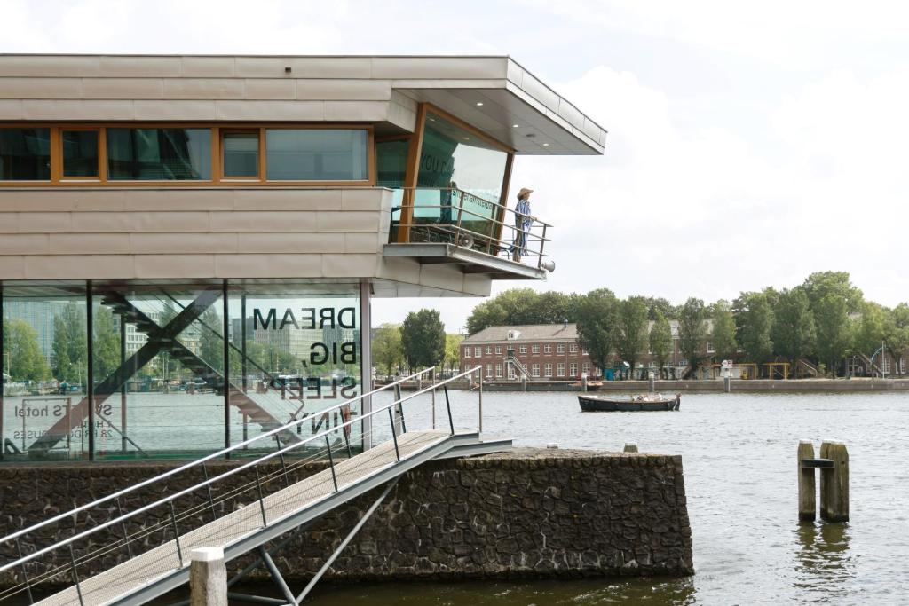 SWEETS - Oosterdoksdraaibrug — photo 1