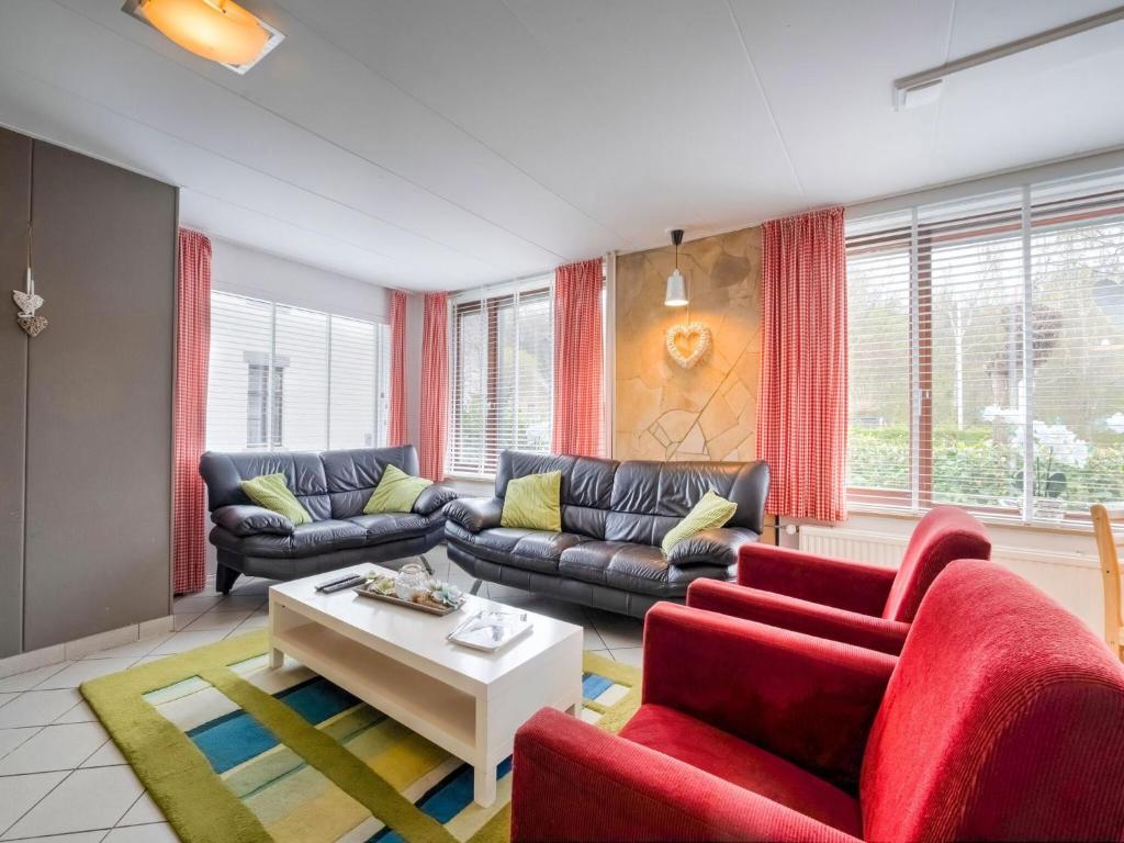 Chalet in Ulestraten near Maastricht — photo 1