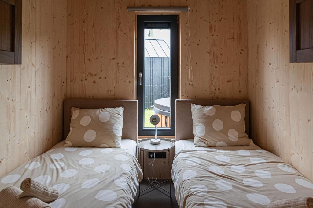 Tinyhouse luxe met privé hottub photo 2