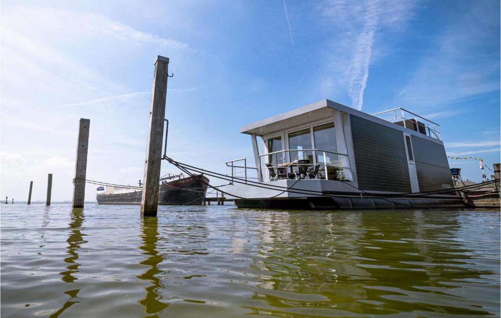 Cozy Ship In Biddinghuizen — photo 1