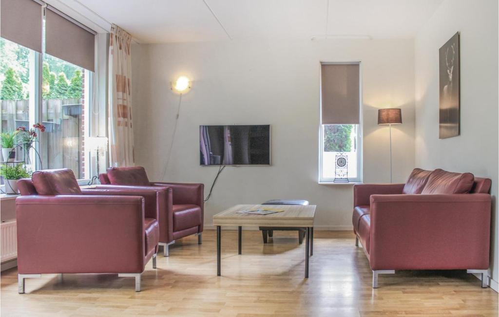 Amazing Home In Winterswijk With Wifi photo 2