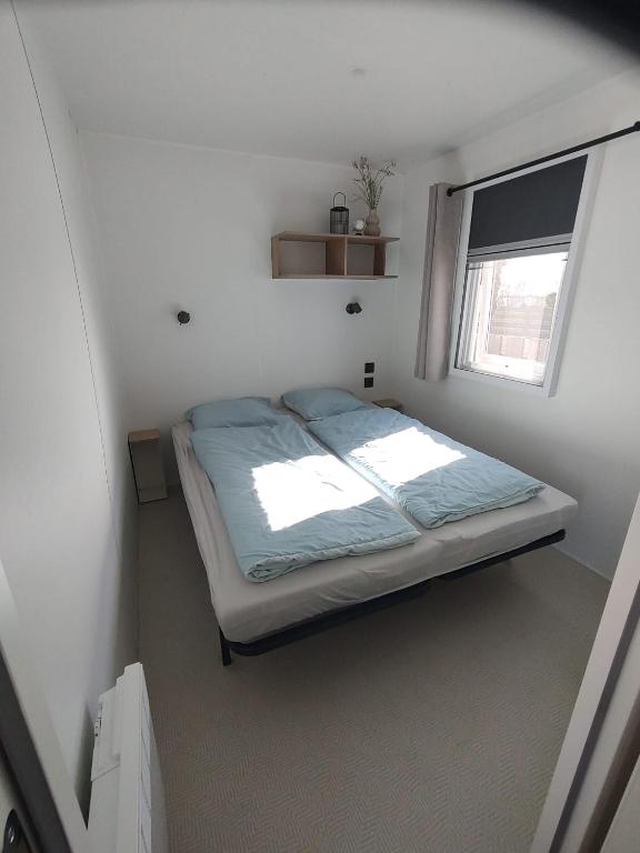 Strand chalet Makkum photo 2
