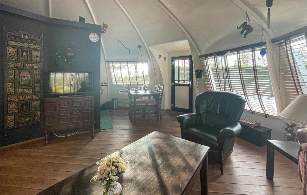 Beautiful Home In Chaam With Wifi photo 2