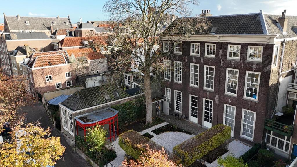 Royal Rooms Dordrecht — photo 1