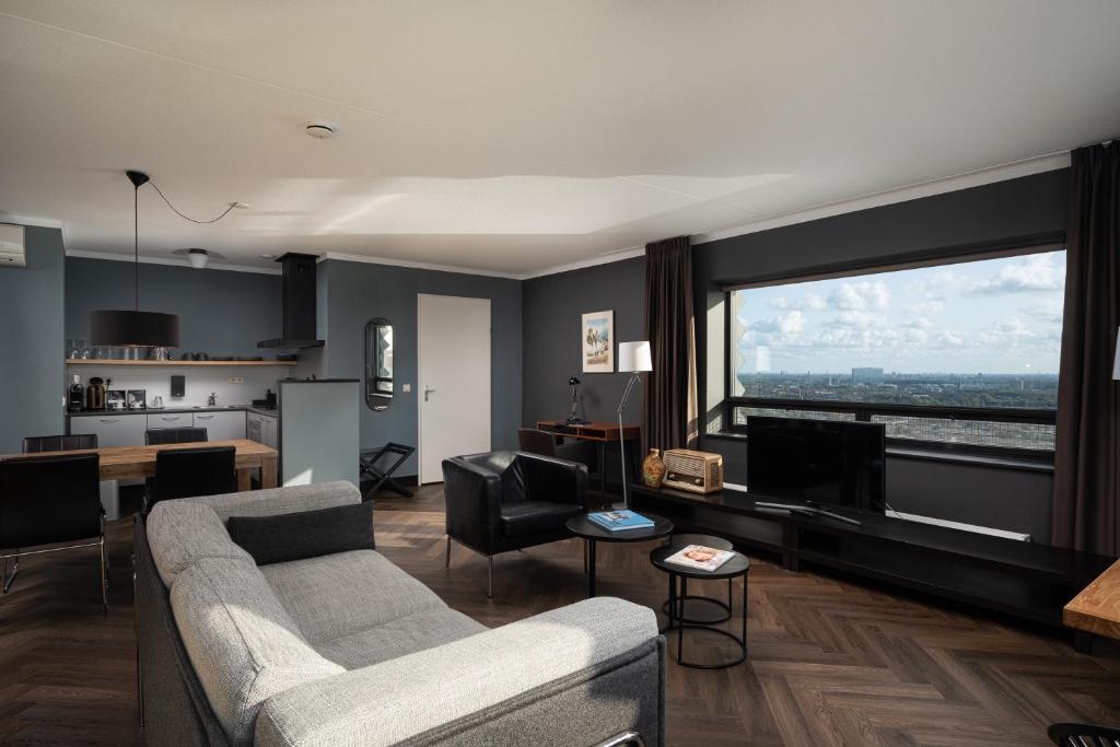 The Penthouse At The Hague Tower photo 3
