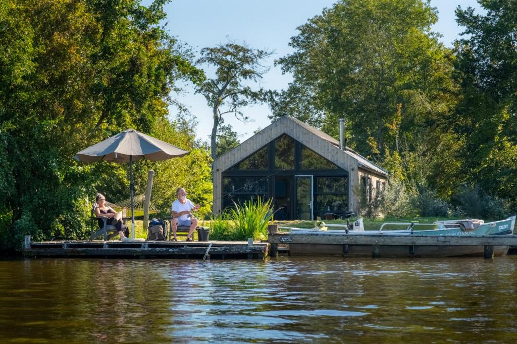 Pean-buiten Waterlodges — photo 1