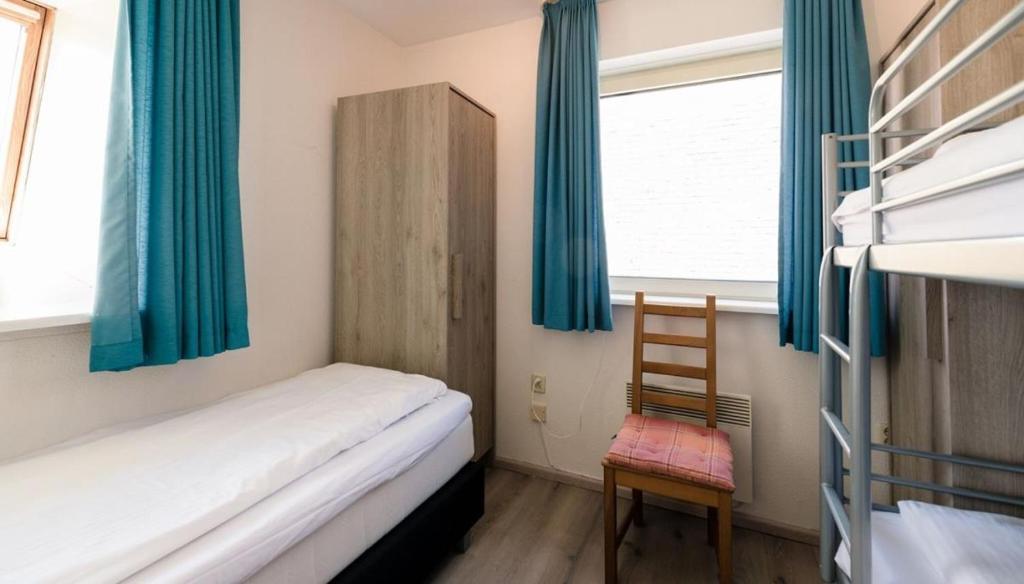 Zonzijde 76 Ameland - tolle und sehr geschmackvoll eingerichtete Wohnung für bis zu 5 Personen - nach Süden ausgerichtet photo 2