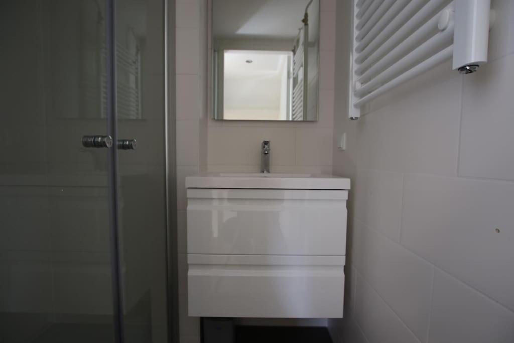 Have a nice stay! - Zomerhuis Benita's met parkeer plaats photo 3