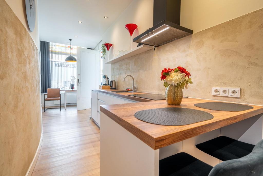 Stylish studio in the heart of Breda city center photo 3