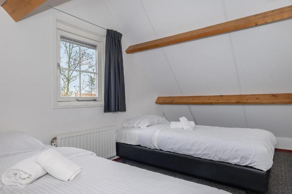 Sfeervolle Zeeuwse Cottage met extra slaapkamer 4 personen photo 2
