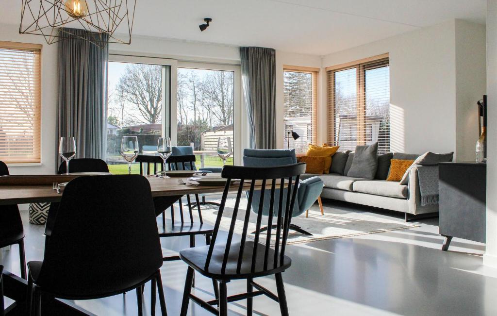 Stunning Home In Idskenhuizen - With Wifi photo 3