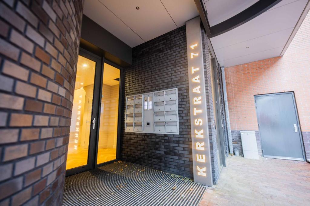 Alphabet Apartments - Kerkstraat 71 photo 3